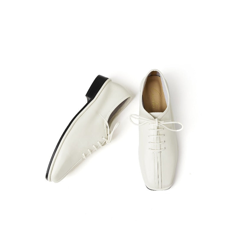 Heather Flat Pump Unlined Lace-Up in Cow Leather - Cream - #shoShoesp_name#