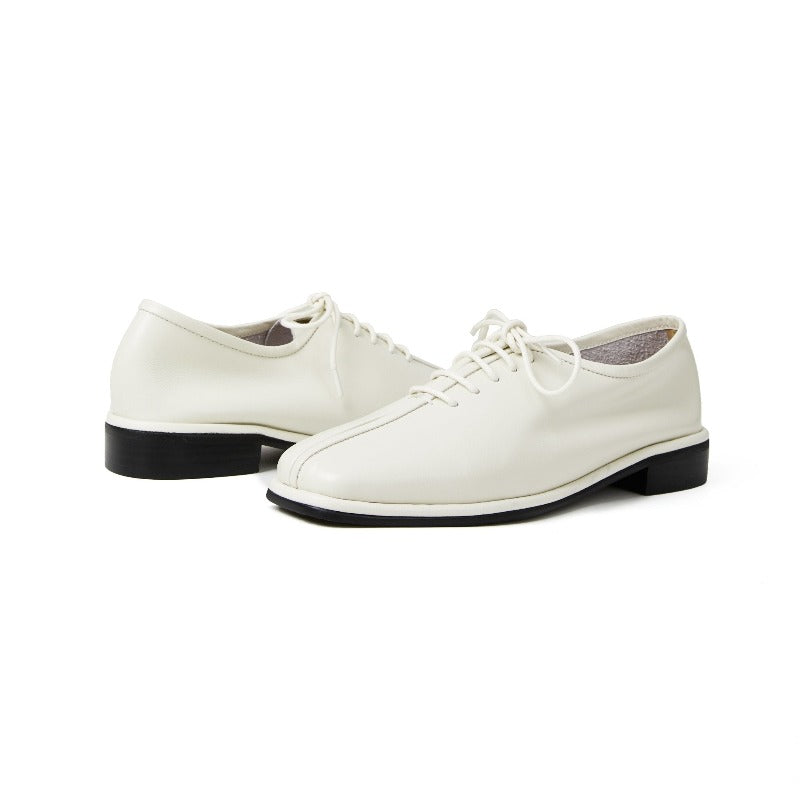 Heather Flat Pump Unlined Lace-Up in Cow Leather - Cream - #shoShoesp_name#